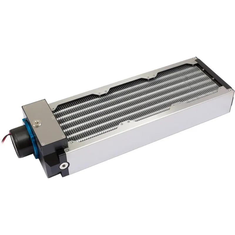 aqua computer AMS Radiatore 360mm con Pompa D5