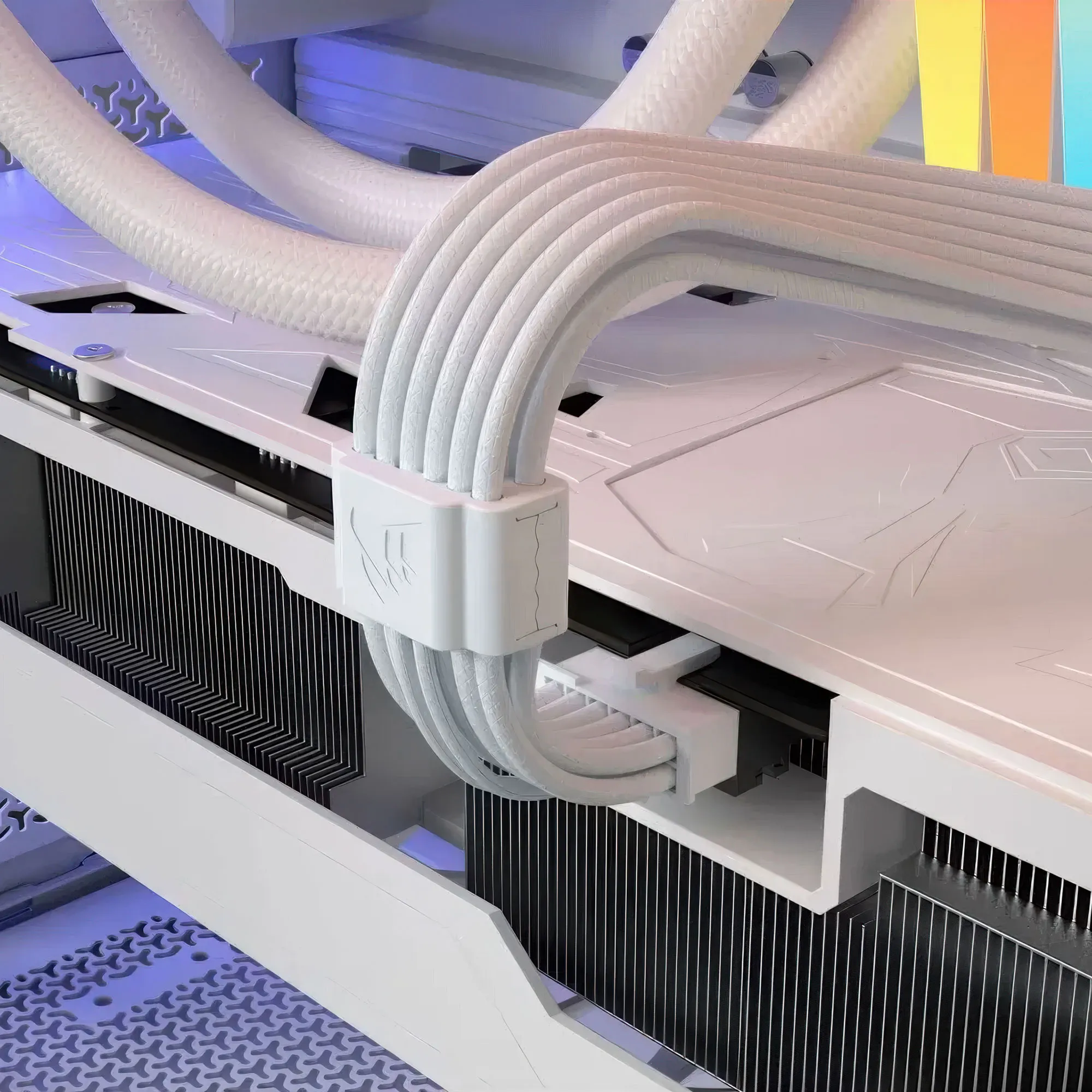 Corsair ThermalProtect PCIe 5.1 600W 12V-2x6 - Cavo di alimentazione GPU bianco con protezione termica integrata - immagine 6
