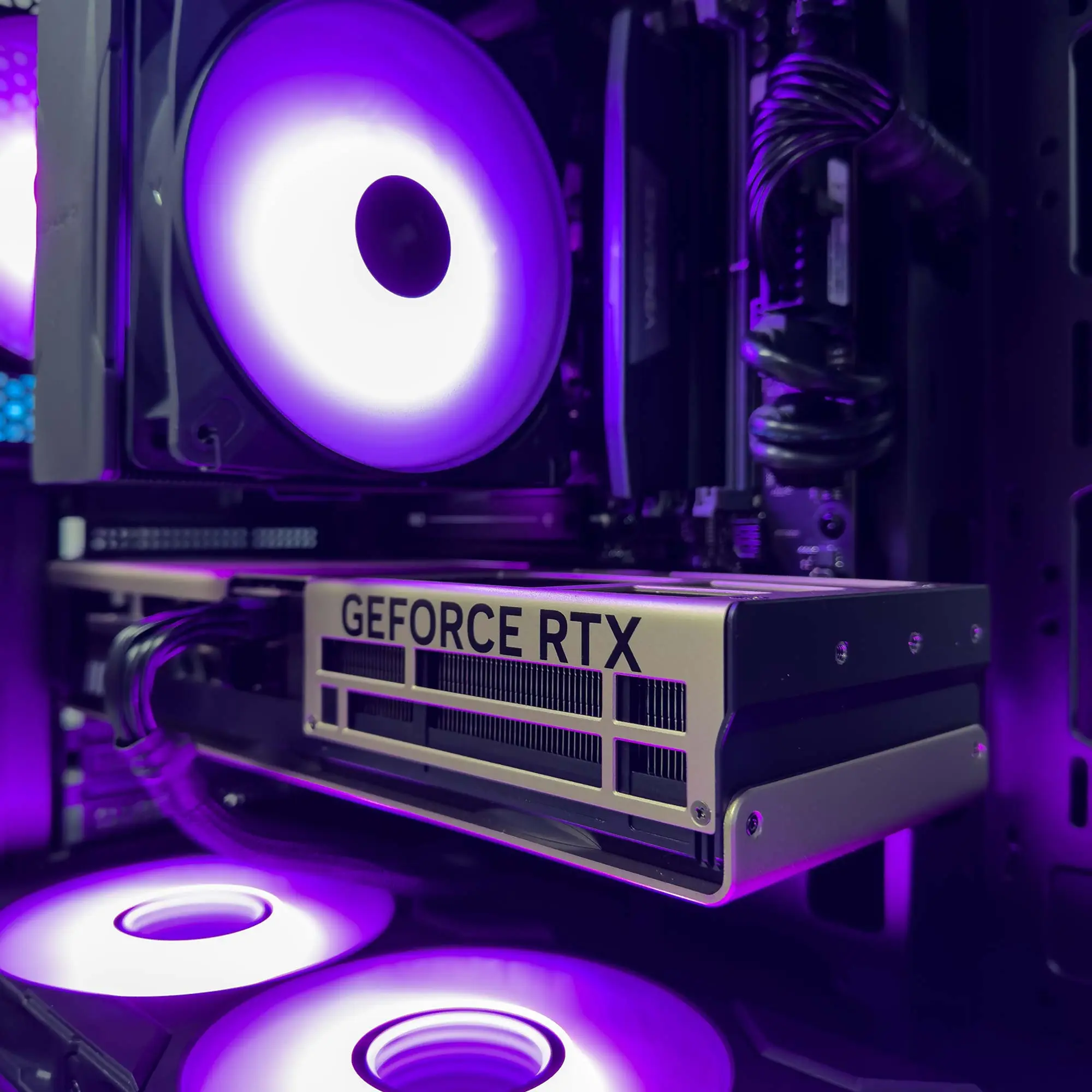 Drako Gaming Rig Lumbrakar - Ryzen 5 7500X3D, RTX 5070, 16GB Ram - immagine 4