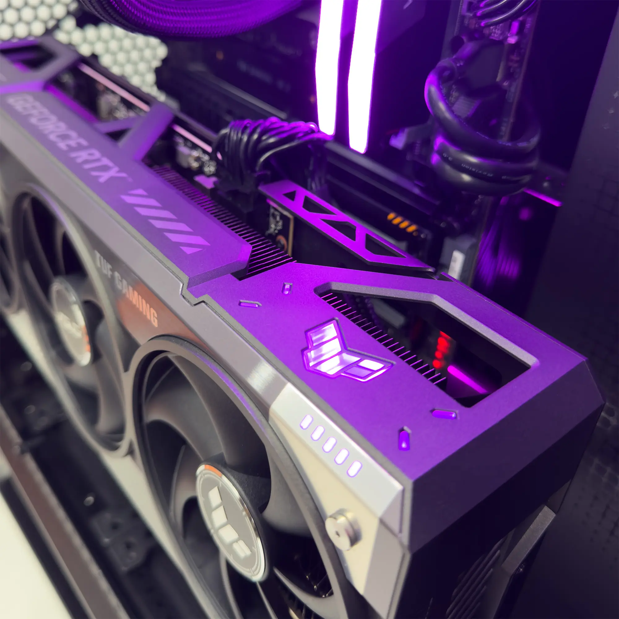 Drako Gaming Rig "Bonny" - Ryzen 7 9800X3D, RTX 5080, 48GB Ram - immagine 2