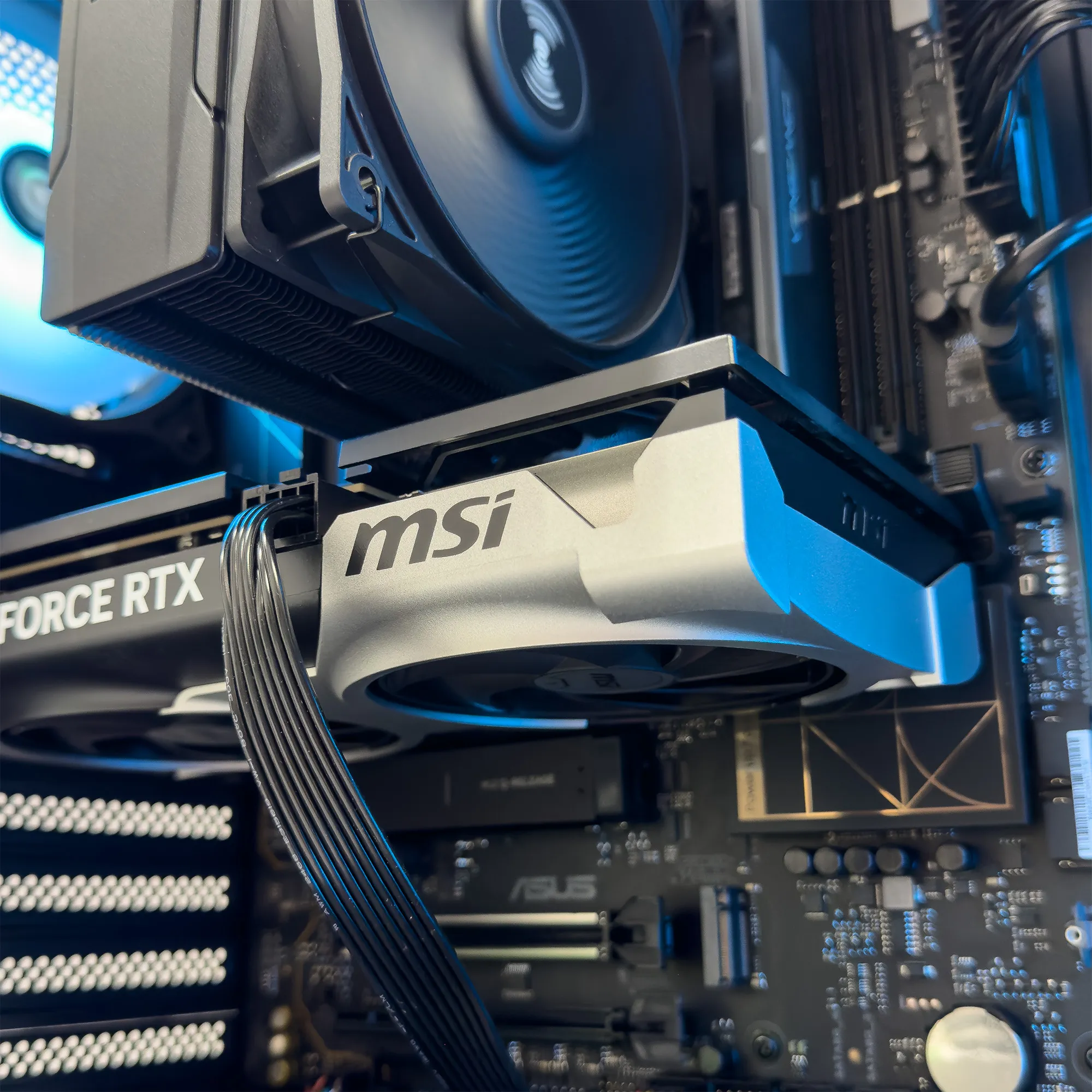 Drako Gaming Rig Torvak - Ryzen 5 9600X, RTX 5060 Ti, 16GB Ram - immagine 4