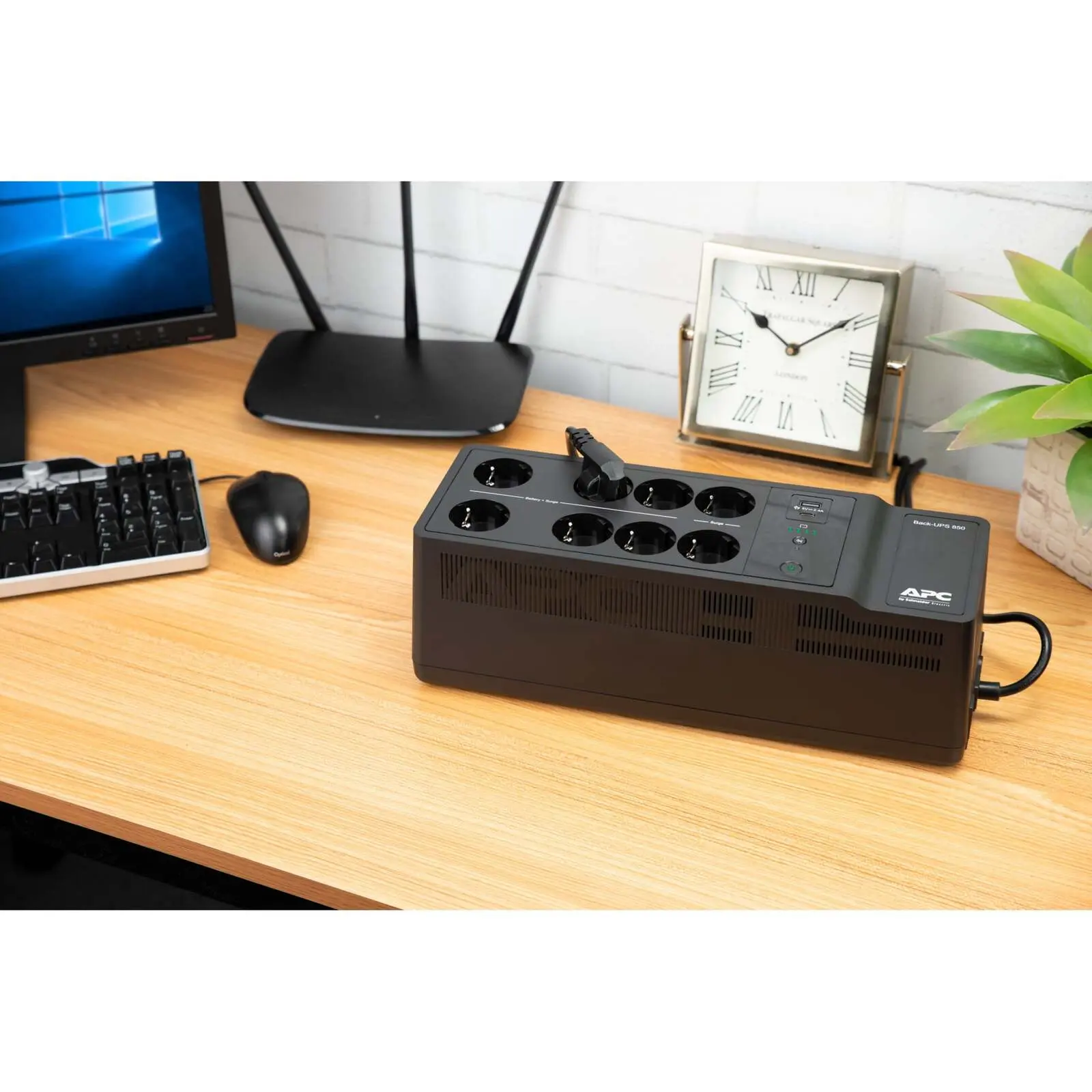 APC Back-UPS BE850G2-GR SchuKo - 520 Watt (850 VA) - Nero - immagine 6